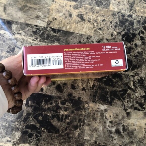 In the Name of Honor RICHARD NORTH PATTERSON 12 cd's AUDIOBOOK 2010 - Picture 4 of 10